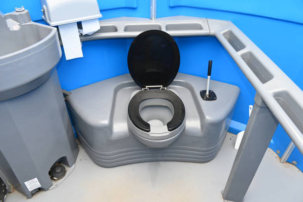 Best Porta potty rental near me  in Xenia, OH